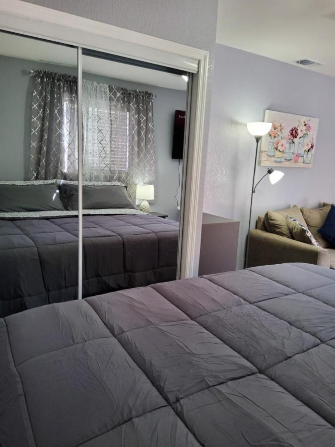 Habitacion Privada Cerca De Todo Tampa Luaran gambar